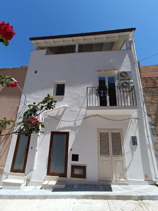 Casa Vacanze A&G Castellammare del Golfo Eksteriør billede